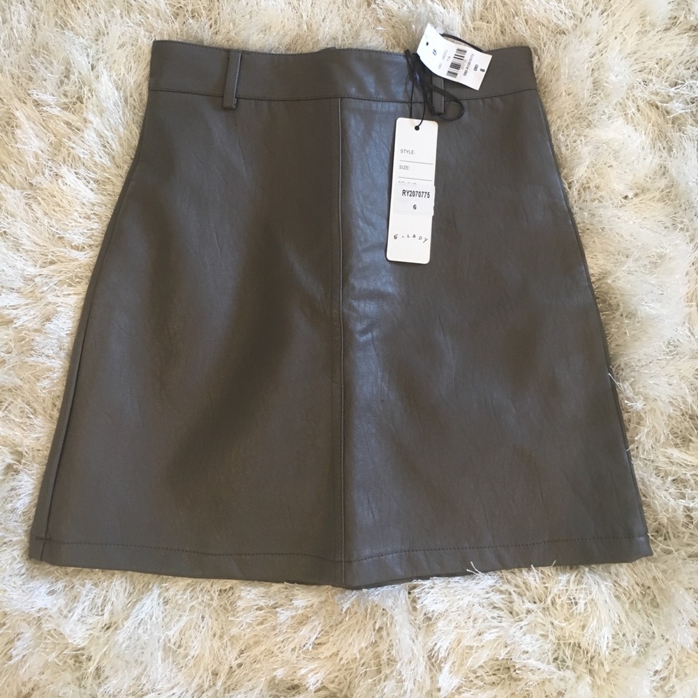 LF leather skirt - never worn