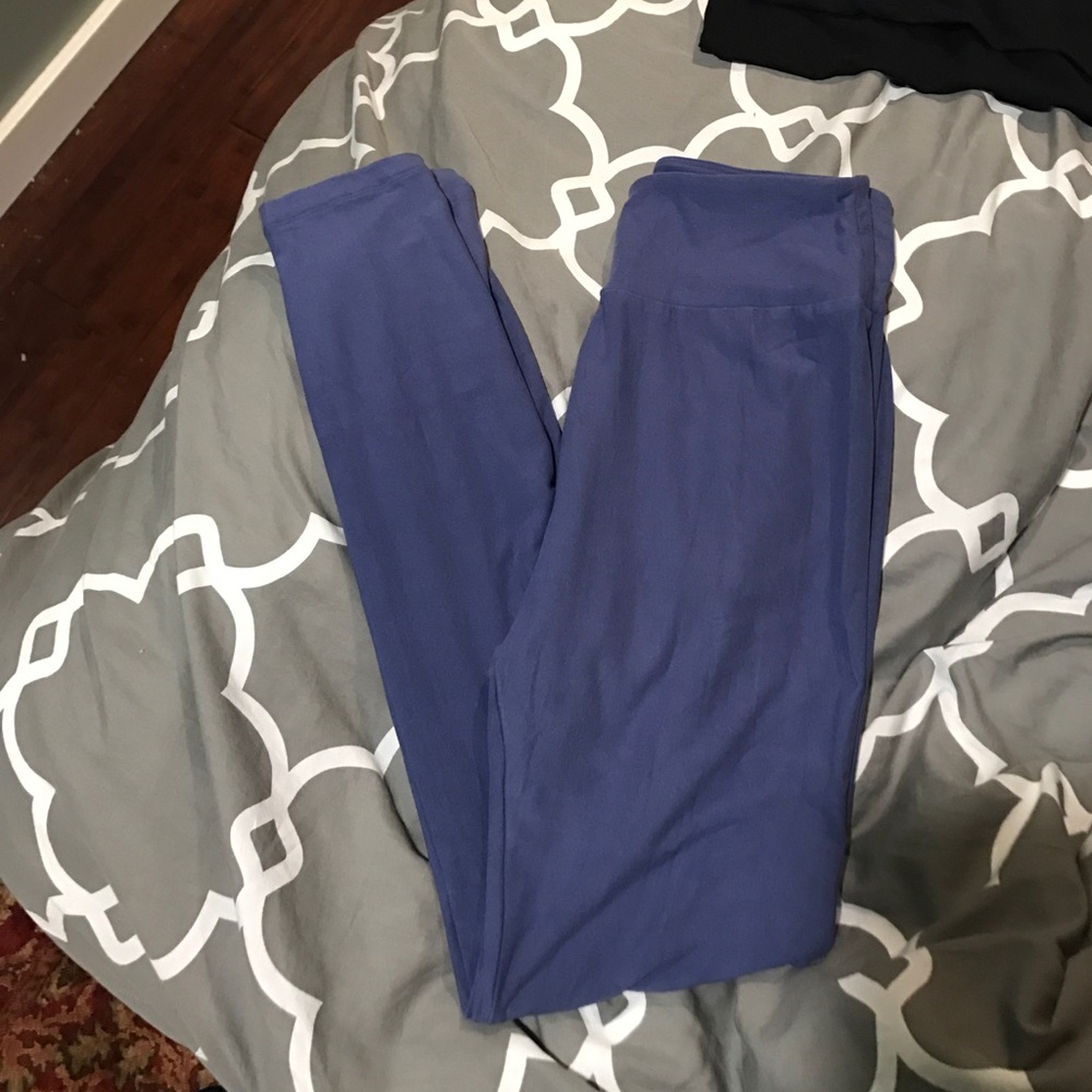 Lularoe purple/lavender/blue solid leggings-OS
