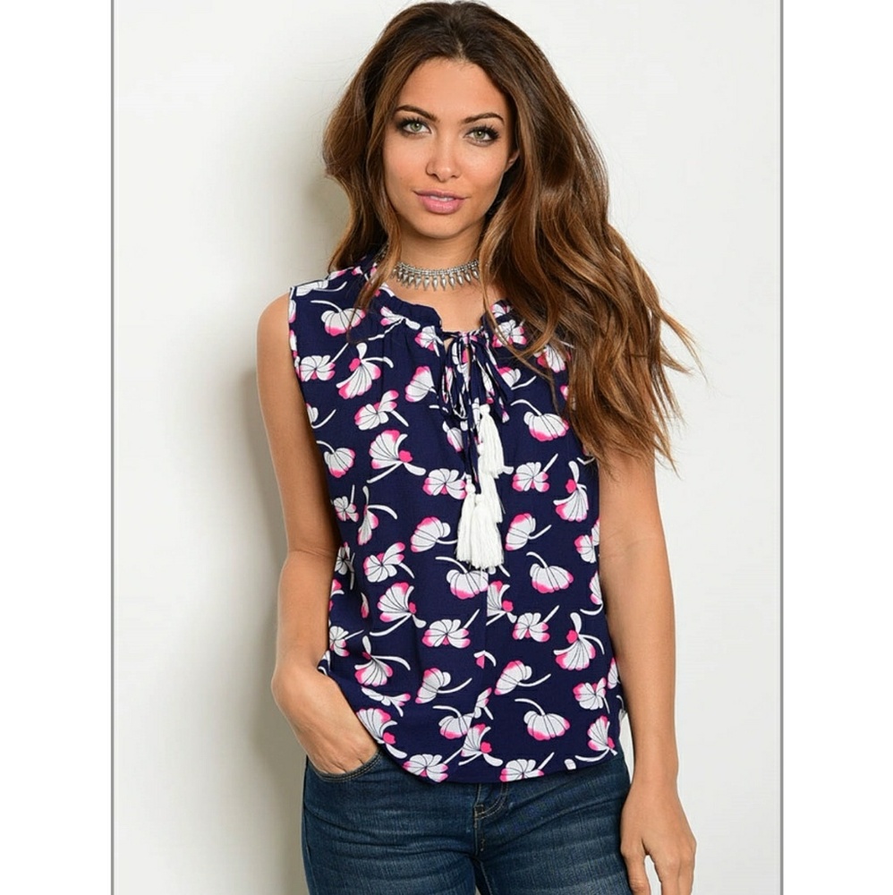 Floral tassel key hole blouse