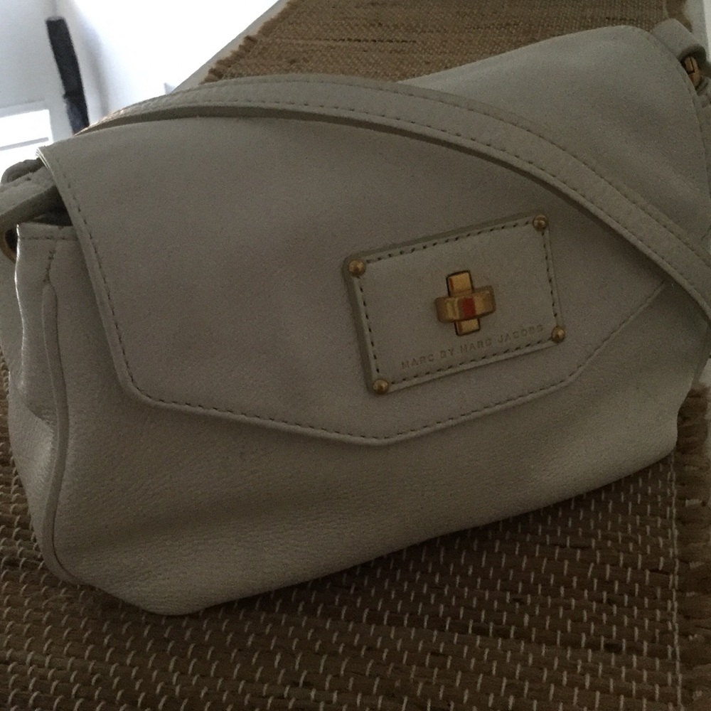 Marc Jacobs white leather/ cross body