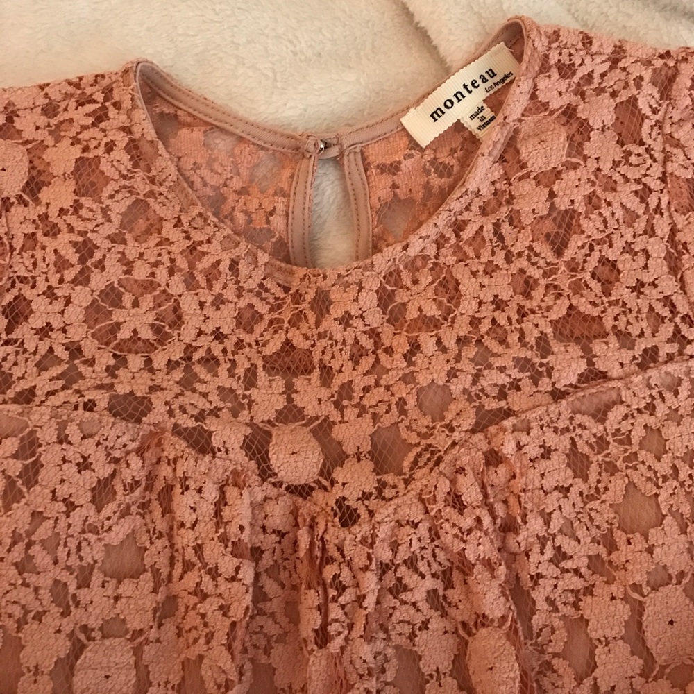 Lace top - Picture 2 of 4
