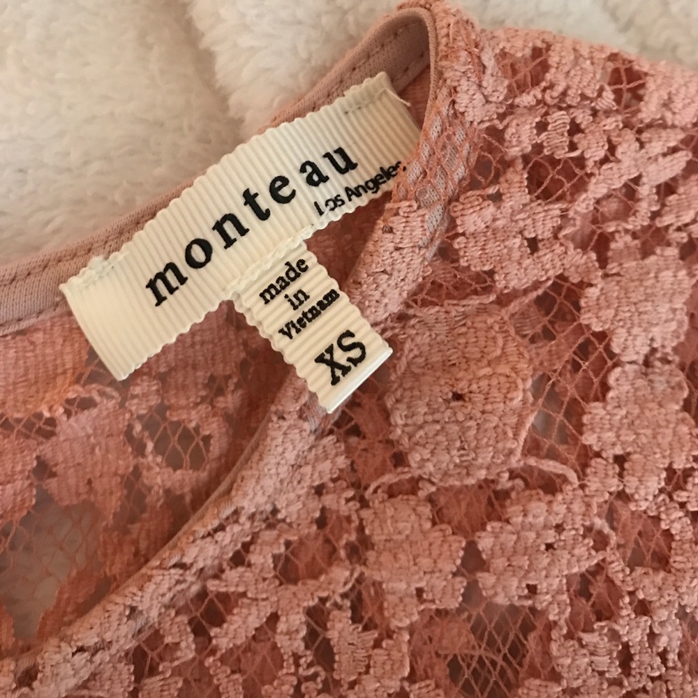 Lace top - Picture 3 of 4