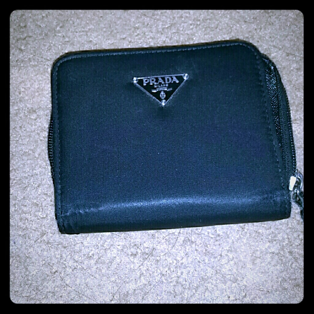 Card and zippered purse wallet