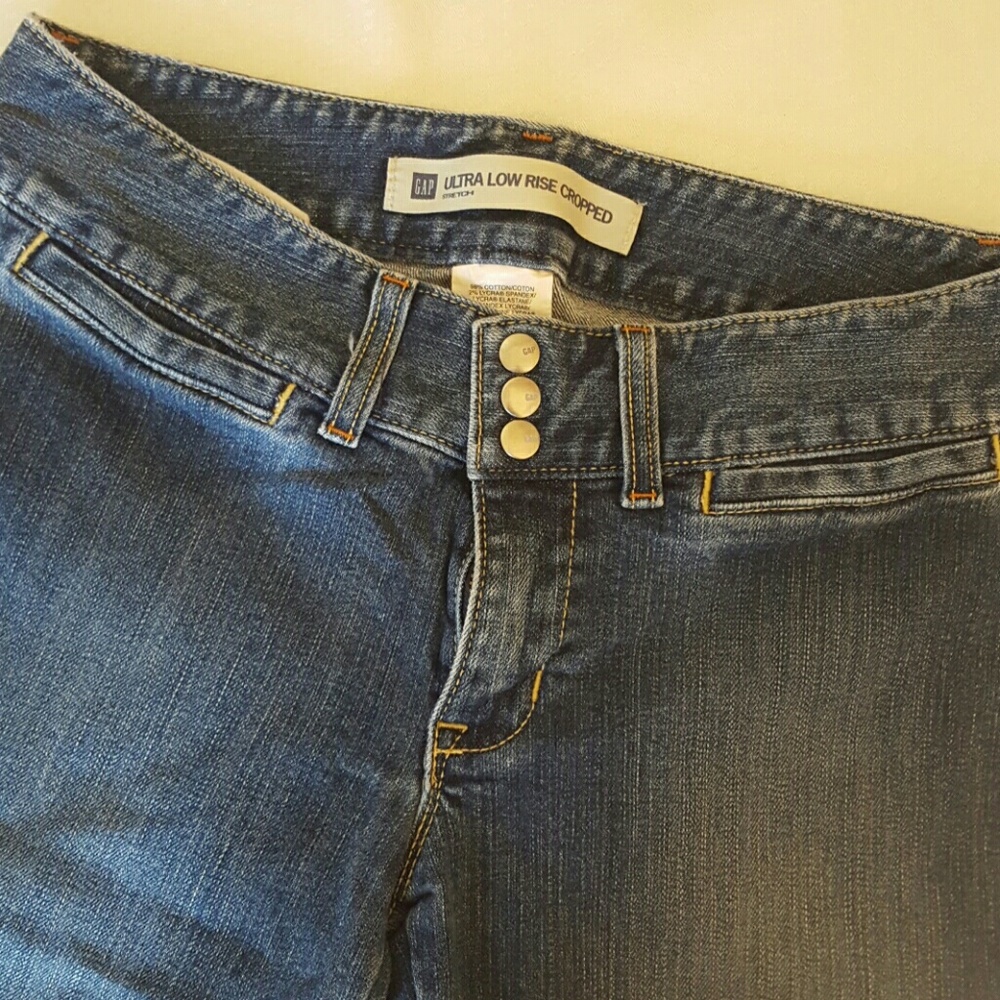 GAP Cropped Jeans