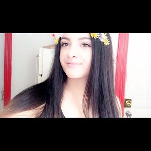 Meet your Posher, Celeste