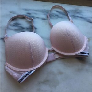 Victoria's Secret pink polka dot push up bra 34D