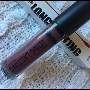 💋SOLD💋matte lippie FREE w/ next bundle purchase!