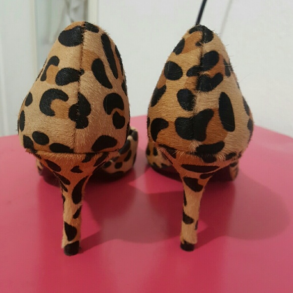 Steve Madden Cheetah Print Heels - Picture 4 of 4