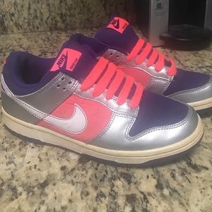 Nike Dunks low size 6