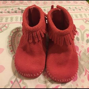 Pink Minnetonka toddler shoes