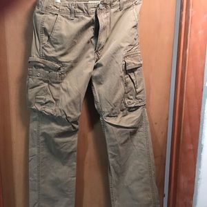 Levi's cargos