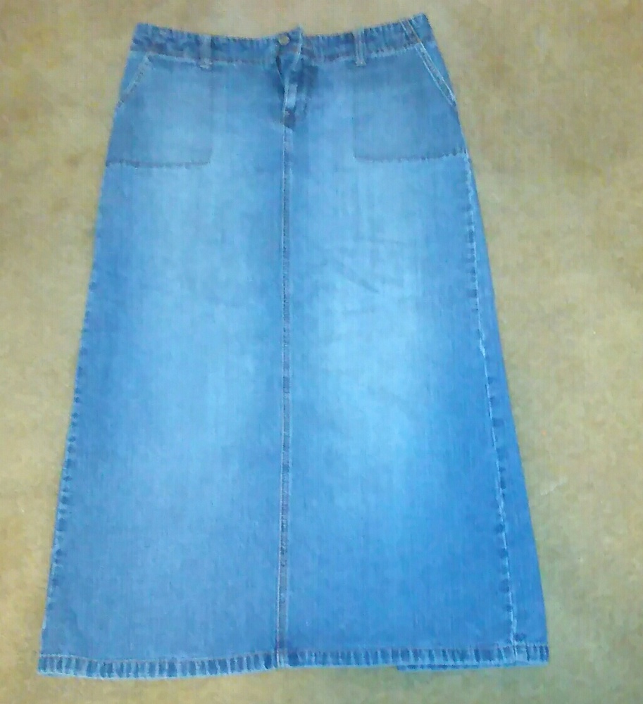 Denim skirt