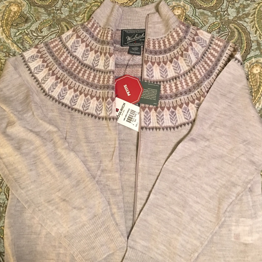 Woolrich lightweight zip front sweater
