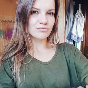 Meet your Posher, Nicole