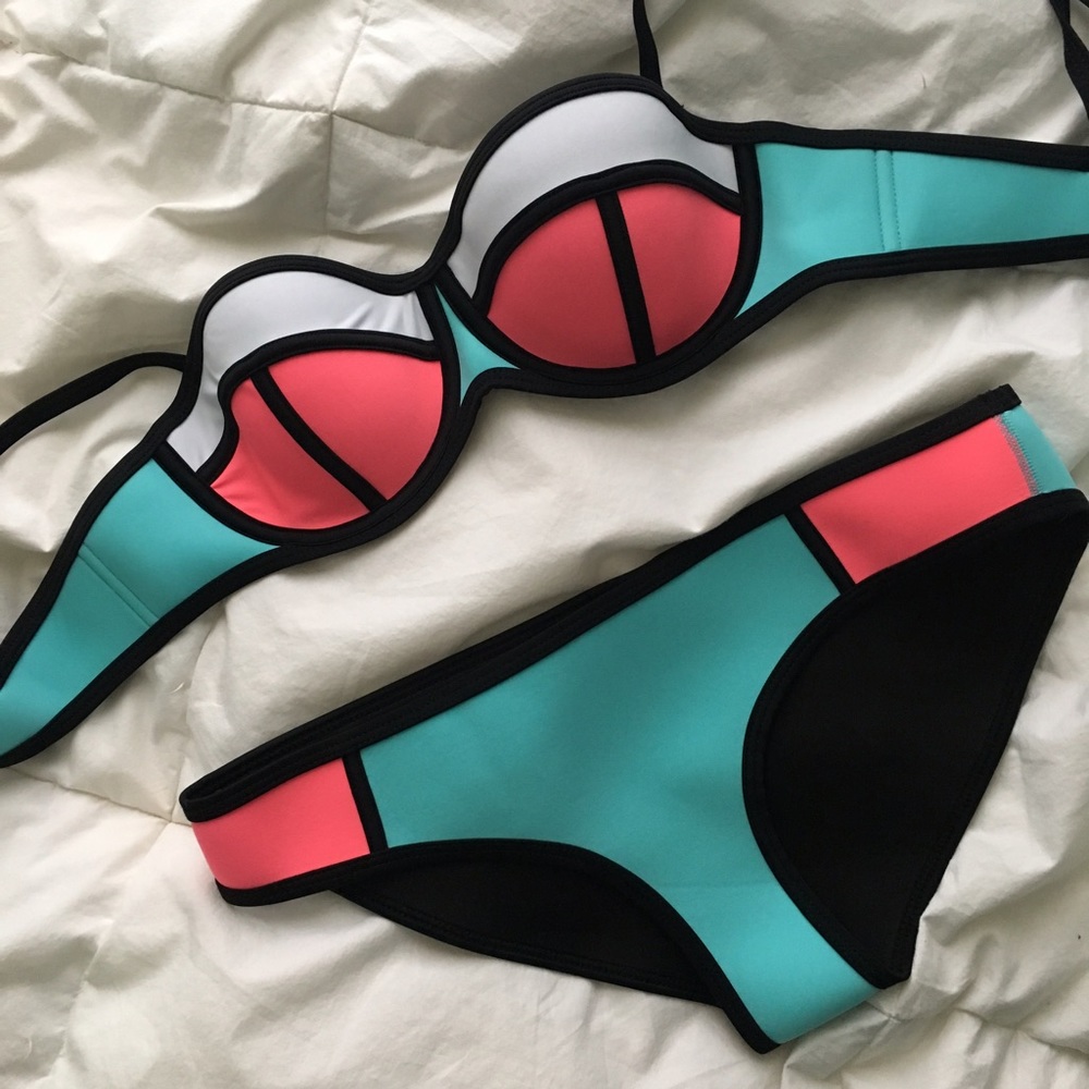 Color block bikini