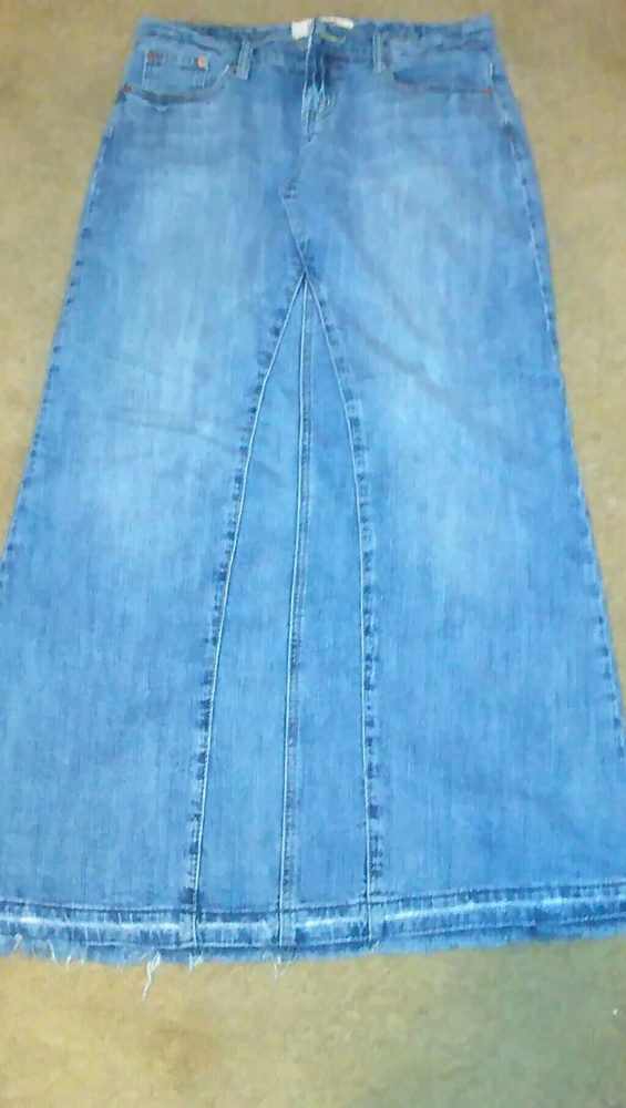 Denim skirt