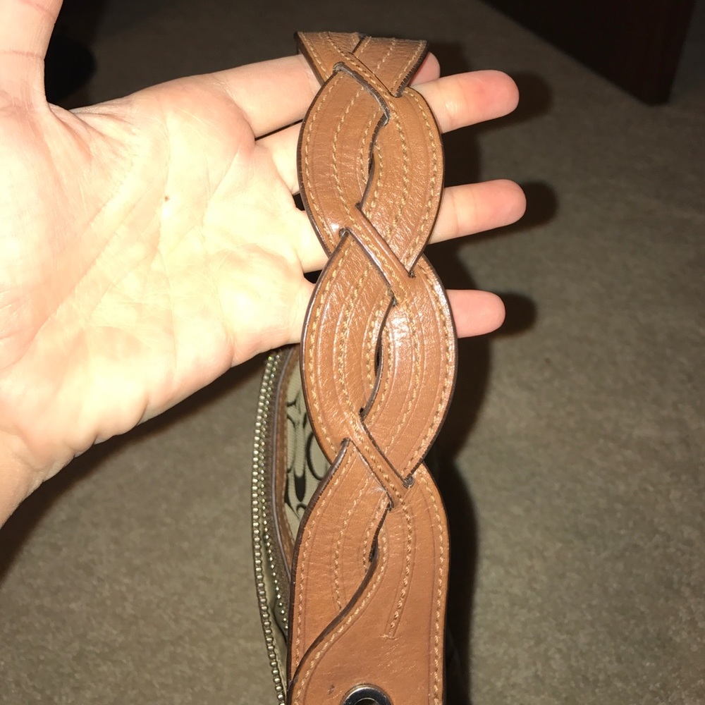 Coach purse - Picture 2 of 3