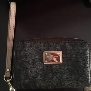 Michael Kors wristlet