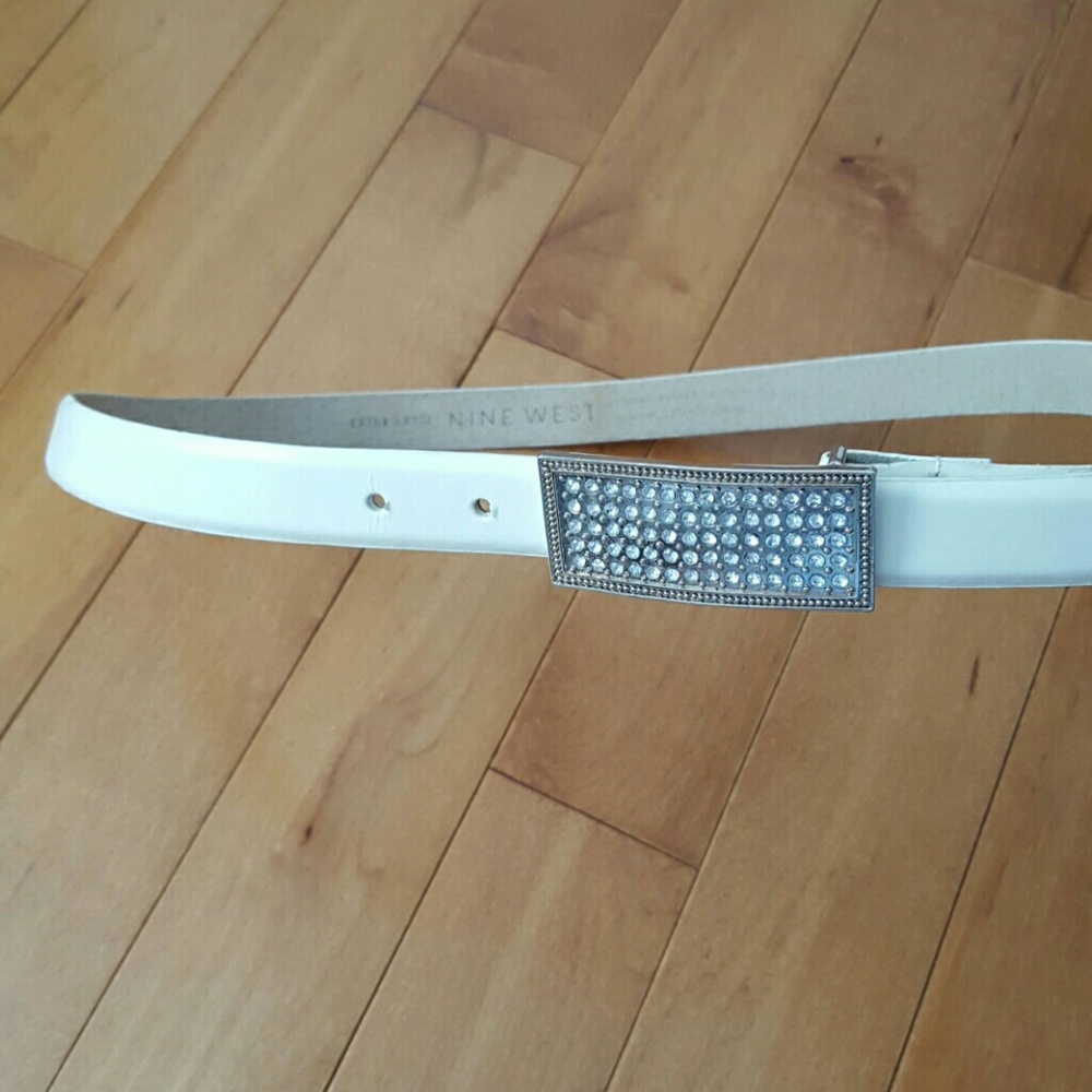Nine West belt