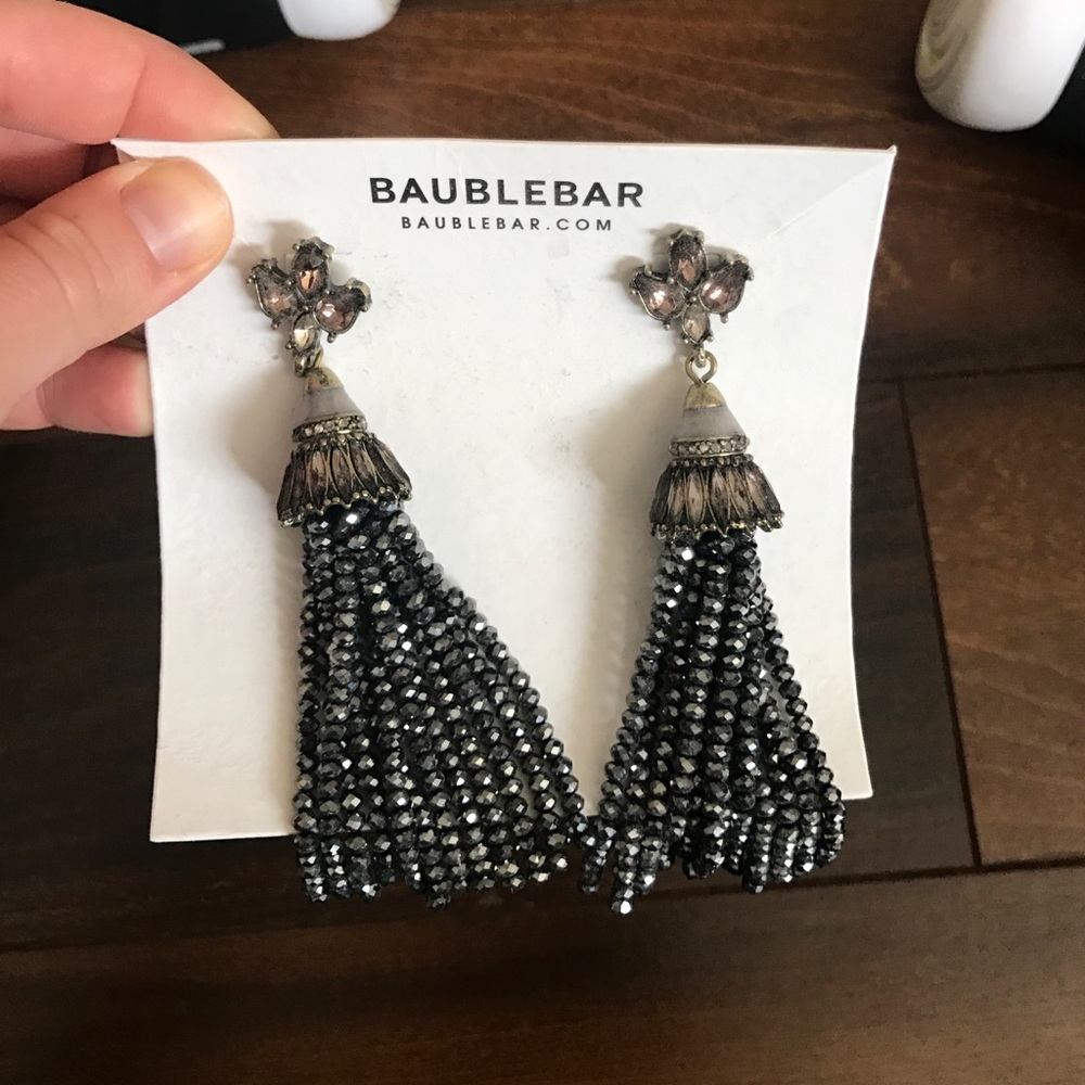 BAUBLE BAR drop earrings!