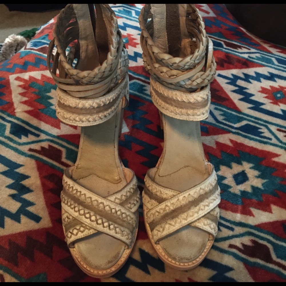 Chunky heel sandals