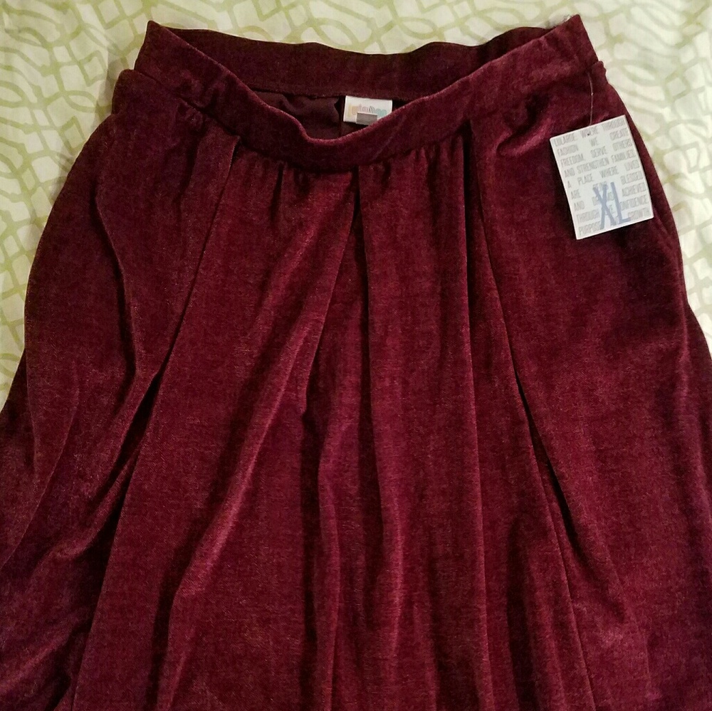 NWT LulaRoe's Elegant Collection Velvet Madison