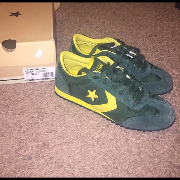 vintage converse trainers