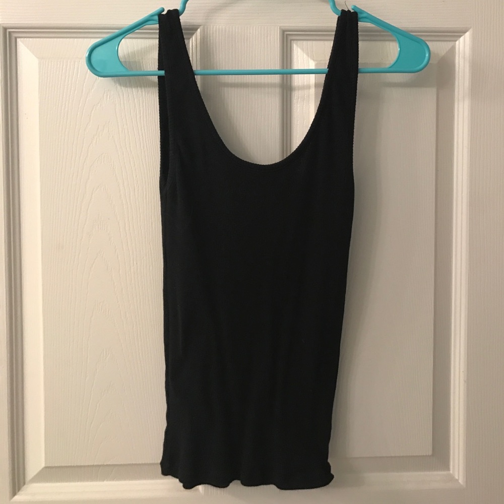 Black crop top
