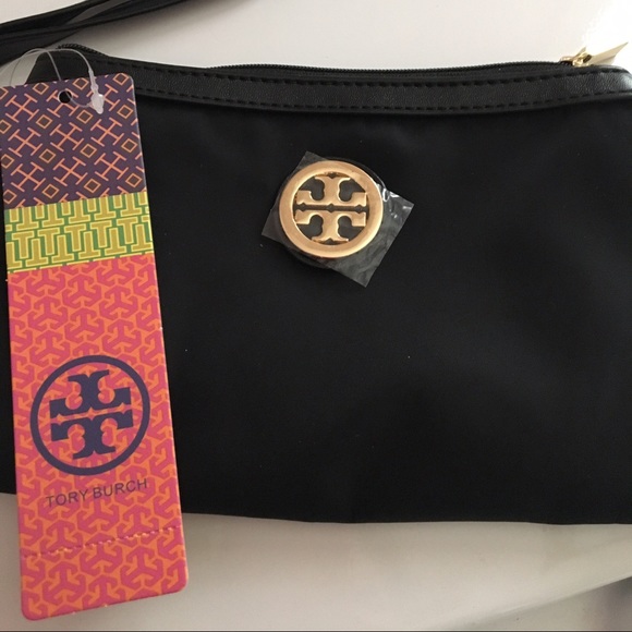 🎀LAST ONE🎀NWT TORY BURCH WRISTLET - Picture 2 of 5