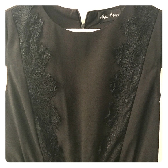 Black lace romper - Picture 3 of 3