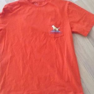 Vineyard Vines "dog" pocket tee. Size S