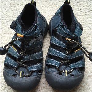 Keen sandals navy blue size US 12 kid