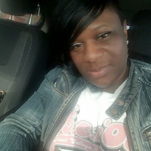 Meet your Posher, Shamika