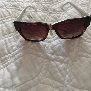 Cole hasn't sunglasses