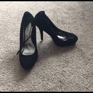 Black Closed Toed Ankle Strap Stilettos