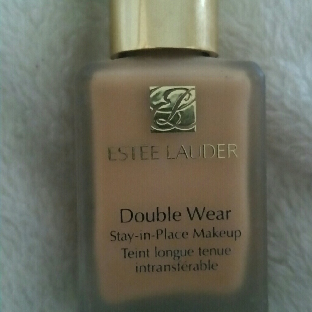 Estee Lauder Double Wear foundation