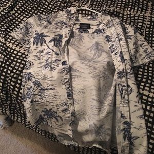 Button down short sleeved shirt