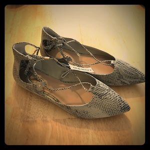 **NWT lace up snakeskin flats**