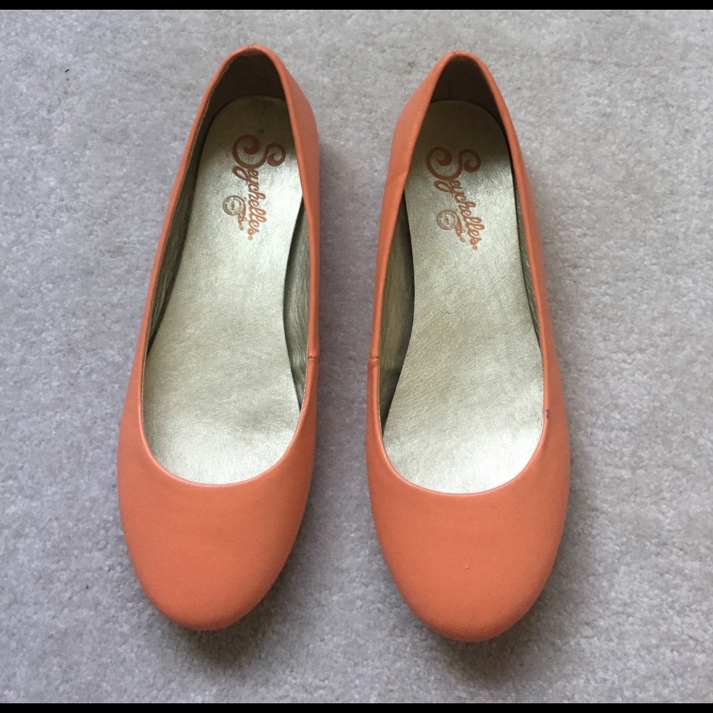 Seychelles flats