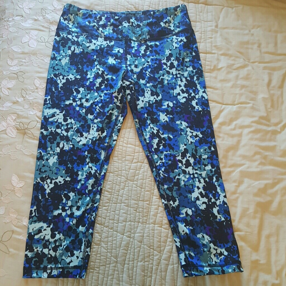 Blue and black patterned workout capris