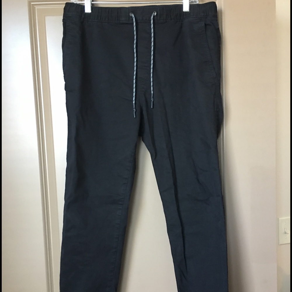 American Eagle Black Joggers NWOT