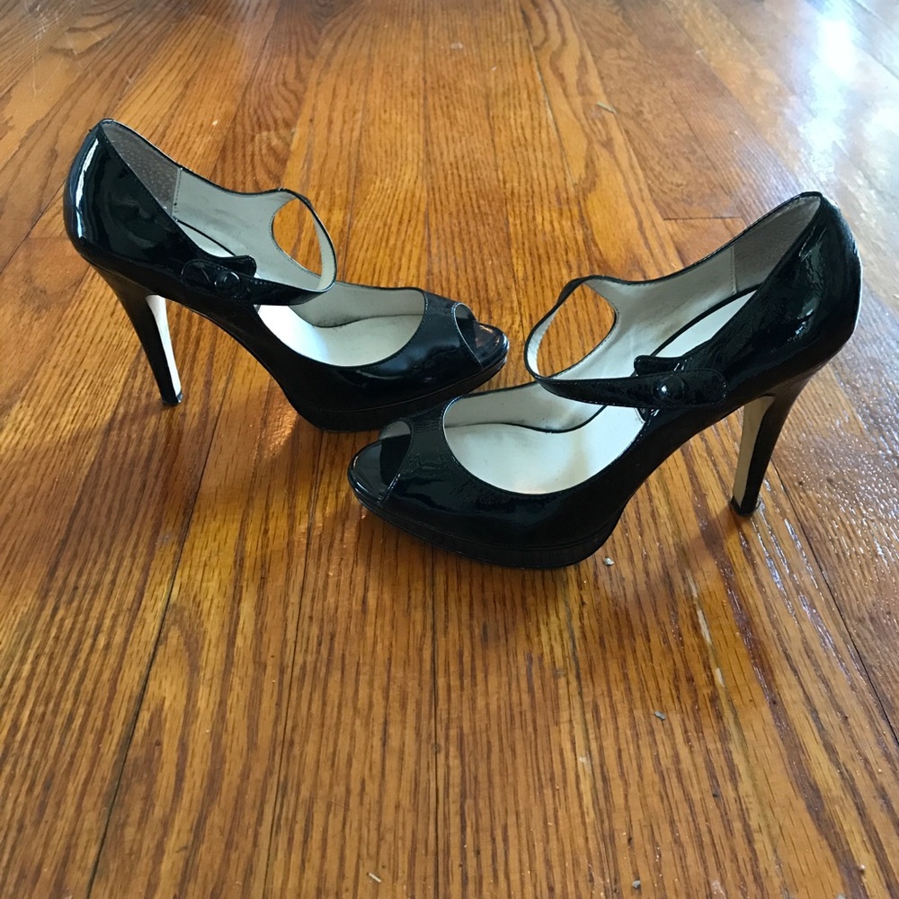 Patent Leather Steve Madden pumps Size 7.5.