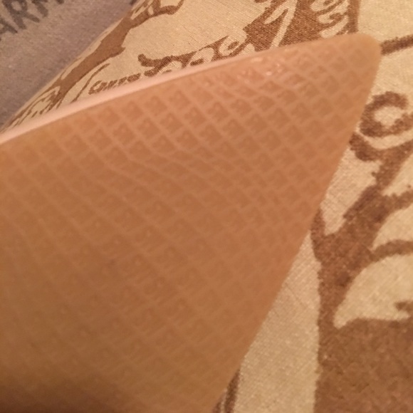 STUART WEITZMAN Nude pumps. Made in Spain - Picture 4 of 4