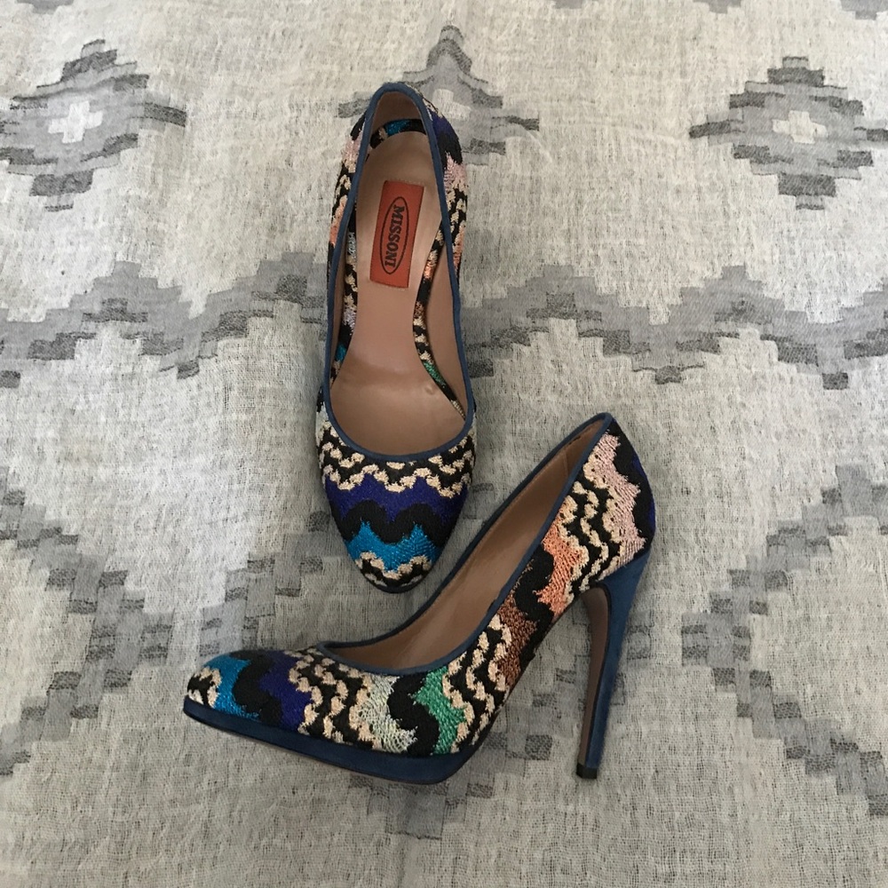 Missoni platform pumps