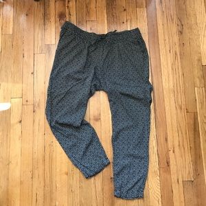 MATERNITY OLD NAVY B+W Drawstring Dress Pants