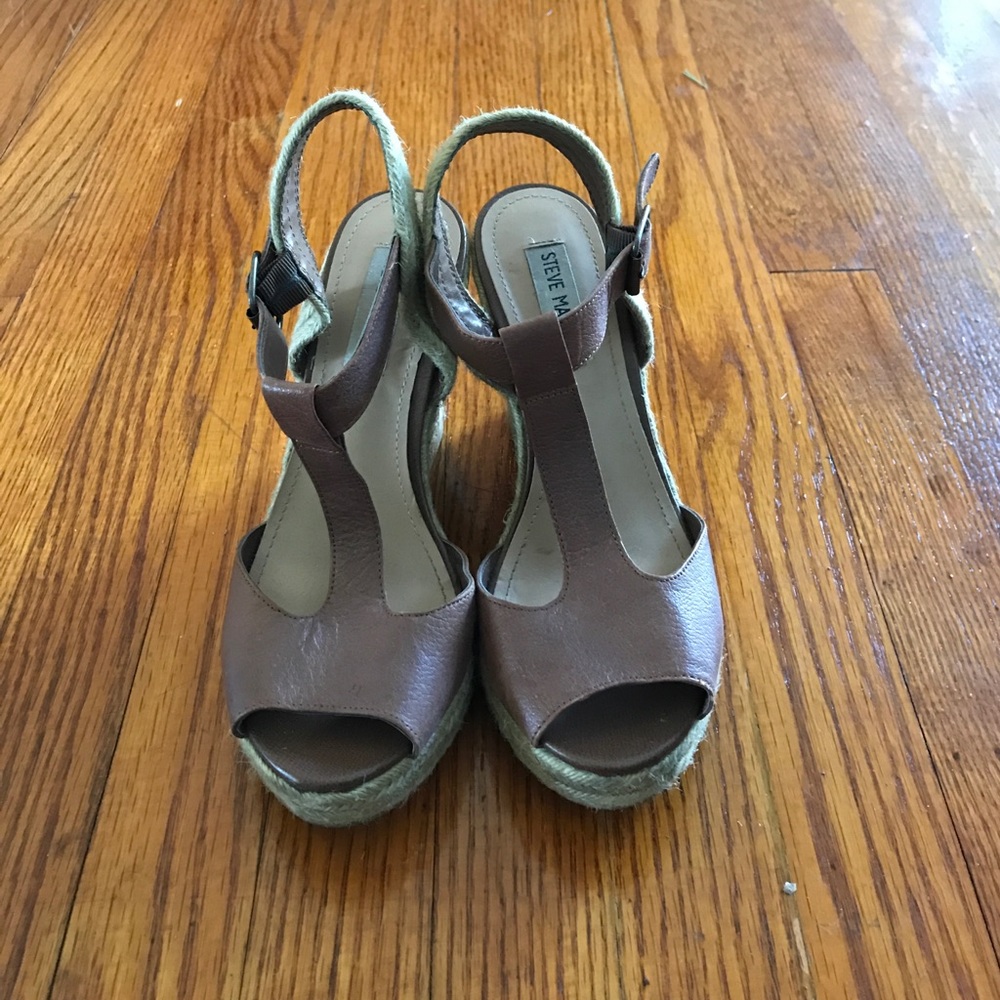 Steve Madden brown leather wedges Size 8.