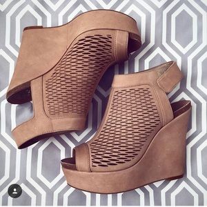 Vince Canute Wedges