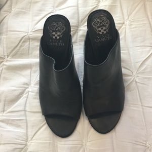 Vince Camuto black leather mules Vestata