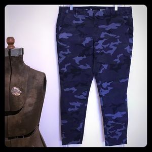 Gap skinny mini khakis blue camo color