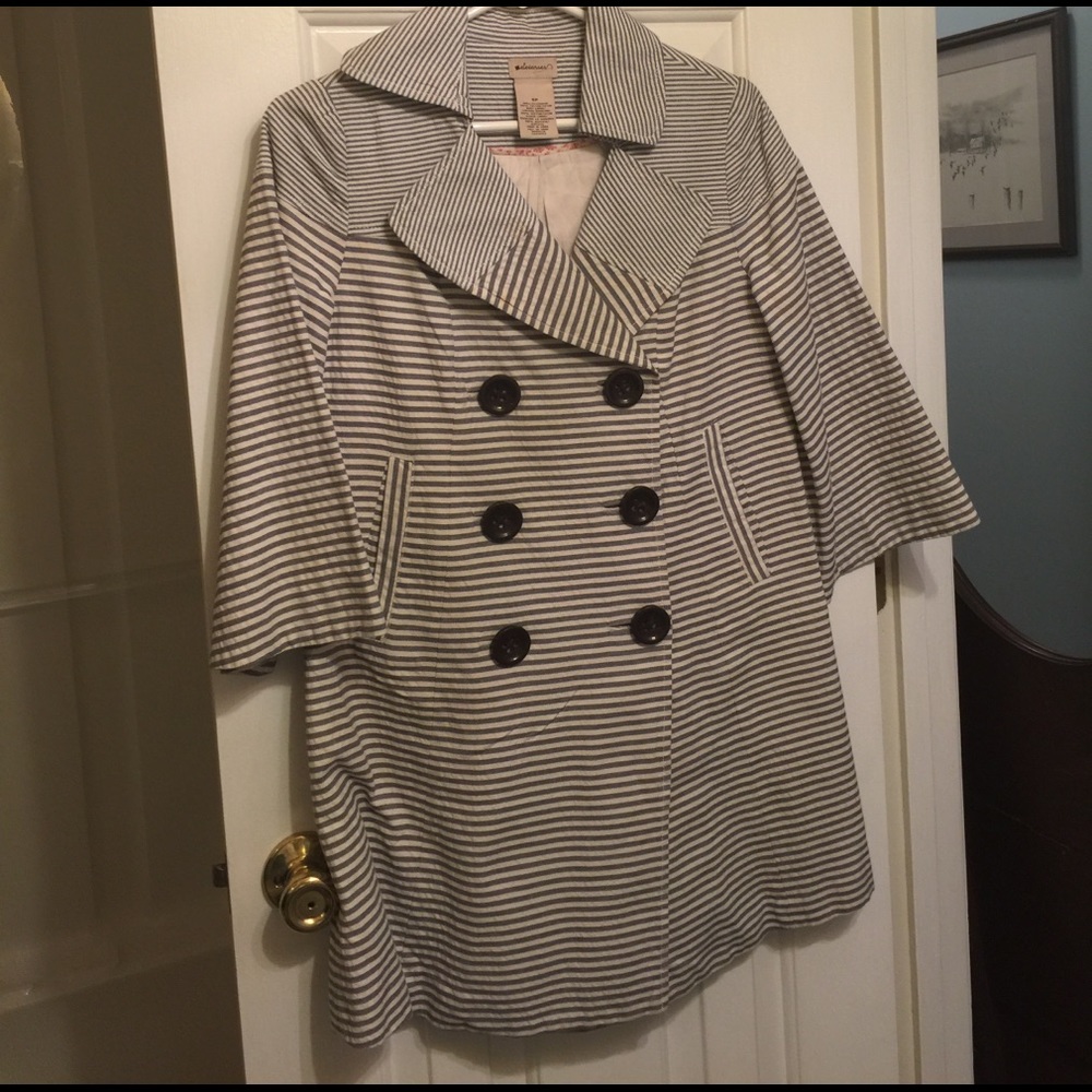 Blue/gray double breasted seersucker jacket